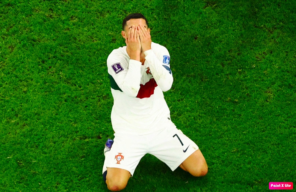 Ronaldo khóc vì là người duy nhất vắng mặt tại World Cup 2022