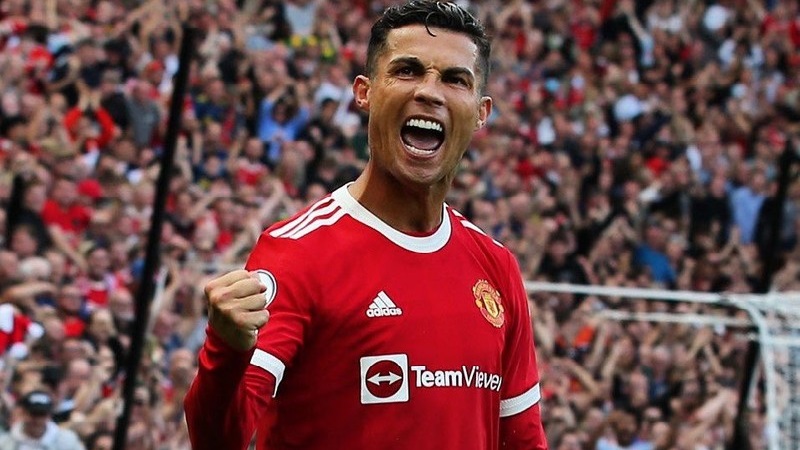 Sandal Manchester United Ronaldo là sao?